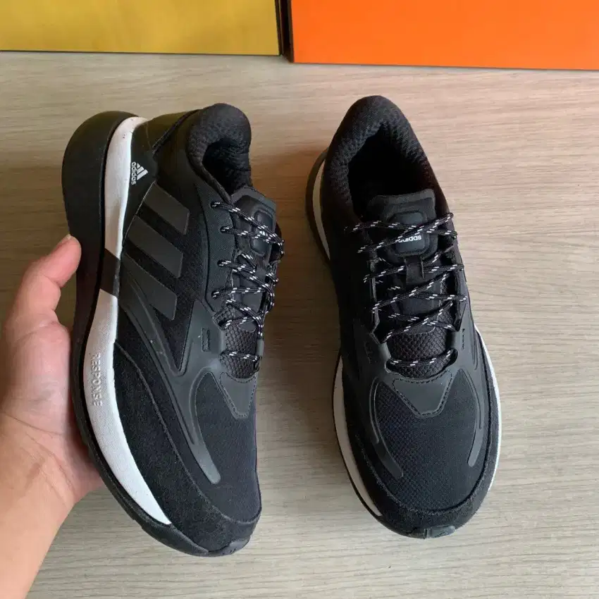 Adidas brevard running shoes sepatu lari sport 40