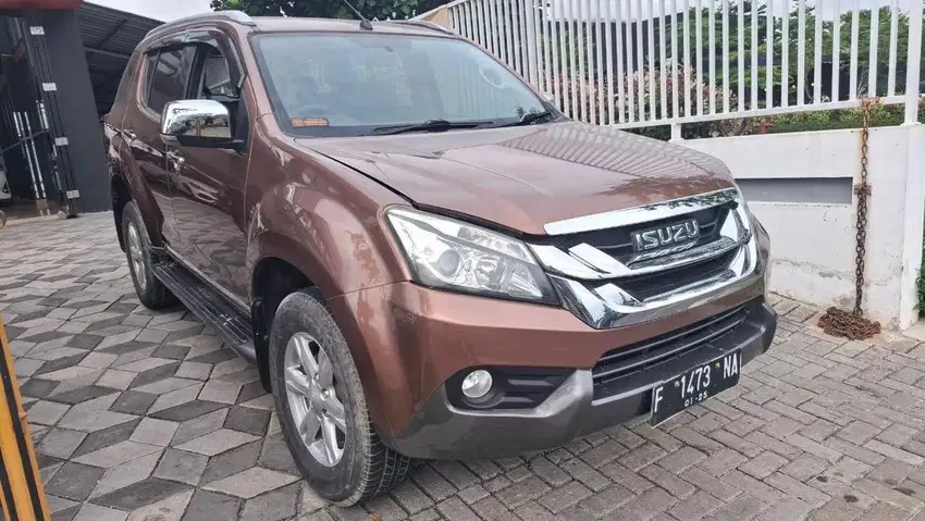 Isuzu MUX Matic Tahun 2014