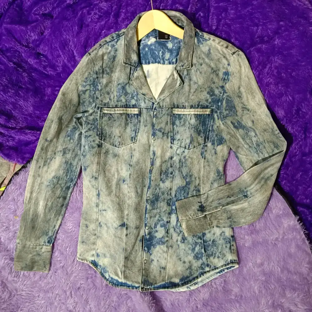 Kemeja denim wanita pria