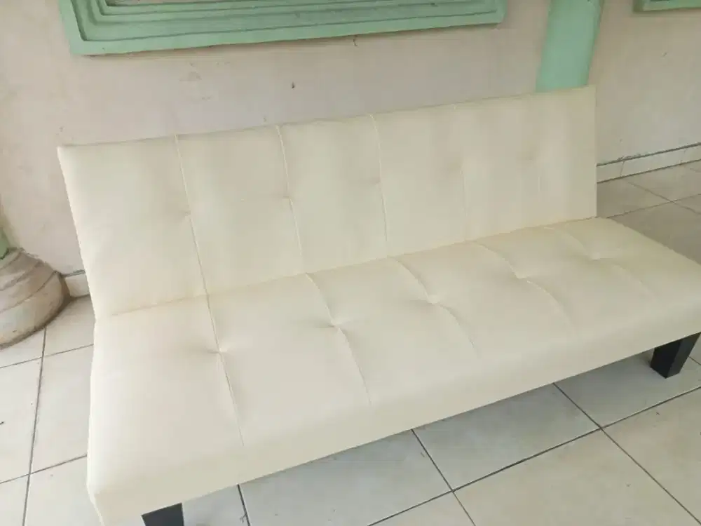 Reparasi sofa dan costume