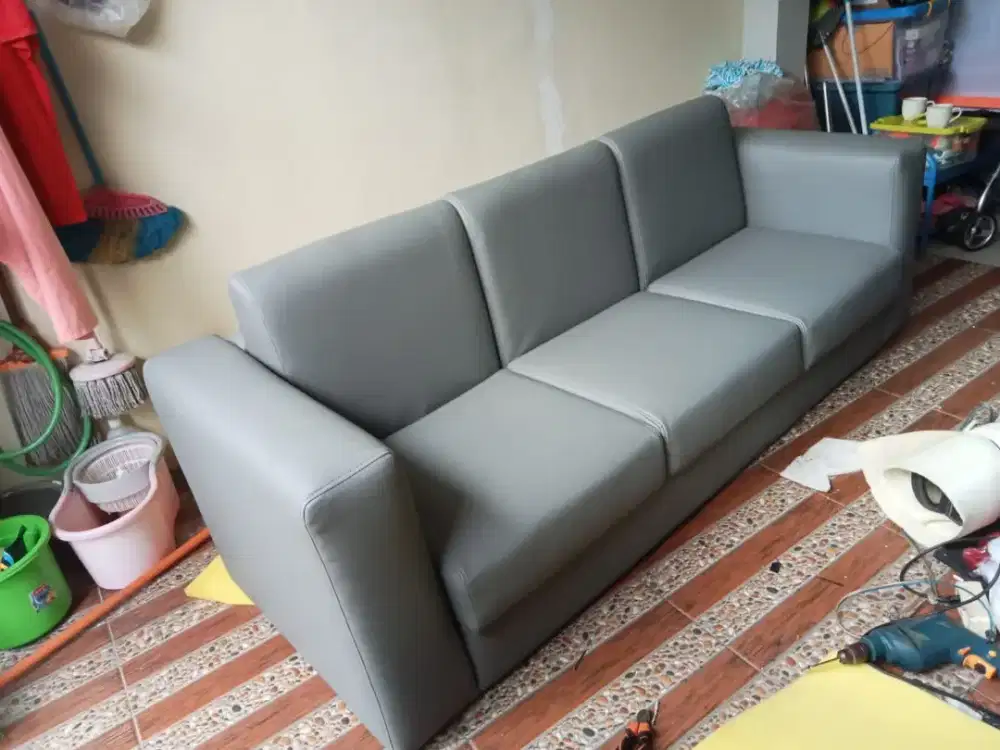 Reparasi sofa dan costume