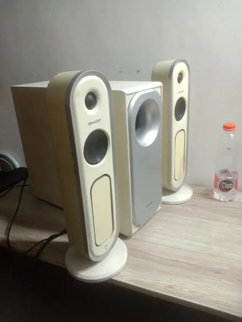 Speaker aktif sharp