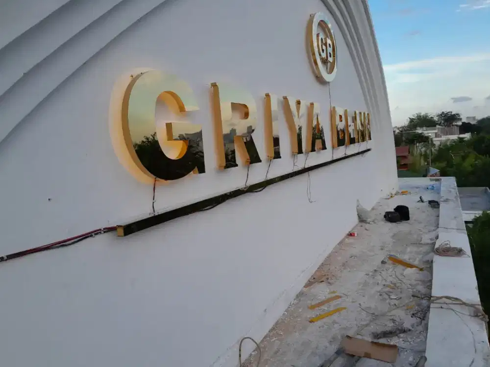 Letter timbul stainles lampu led