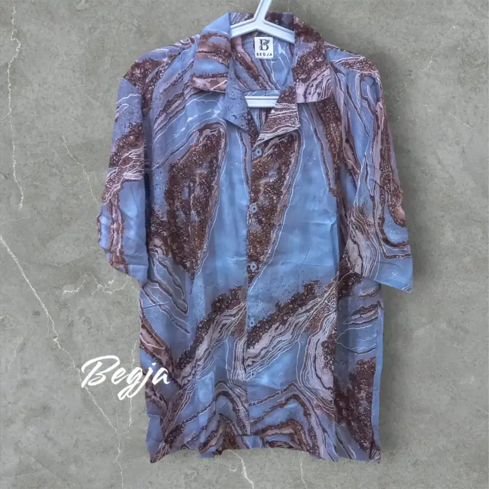 Kemeja Motif Pria Wanita Free Size