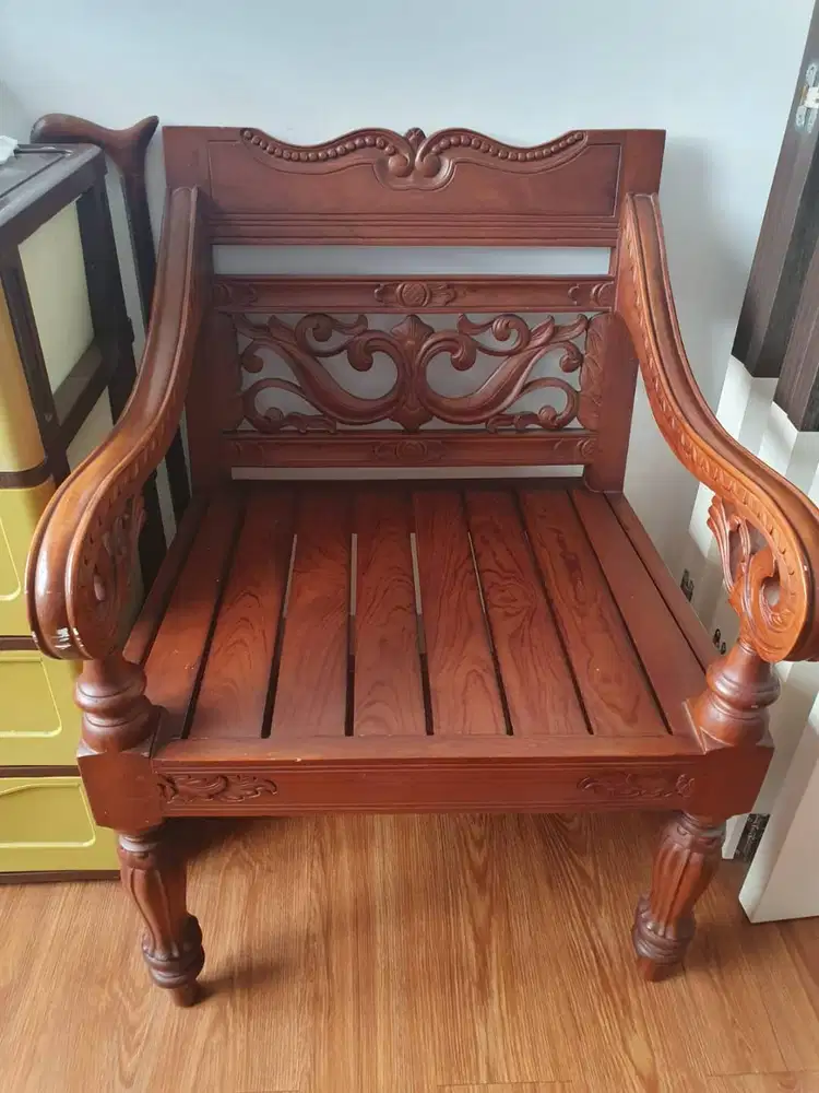 Kursi Antik - Jati Asli