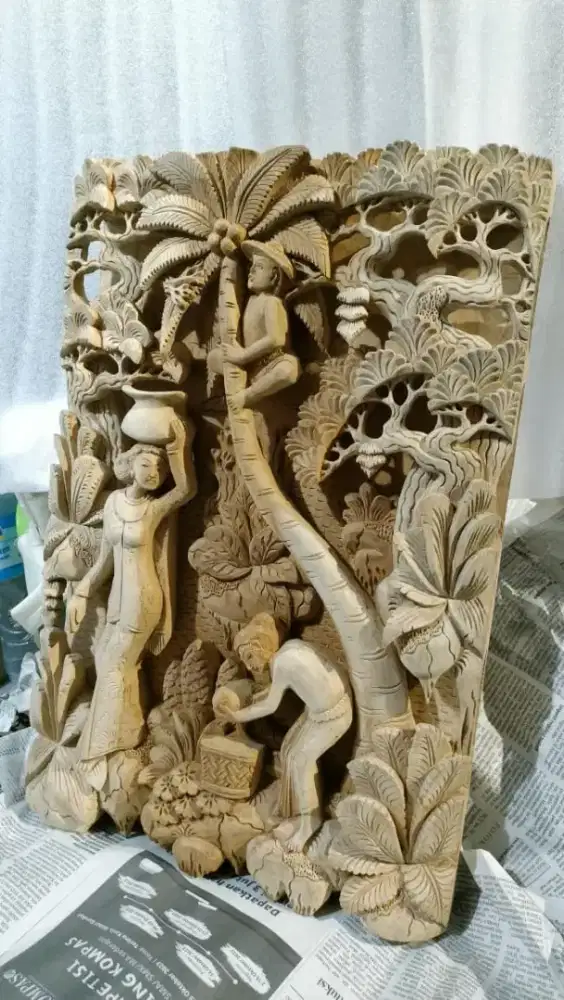Ukiran Bali Kayu buatan tangan hiasan dinding patung
