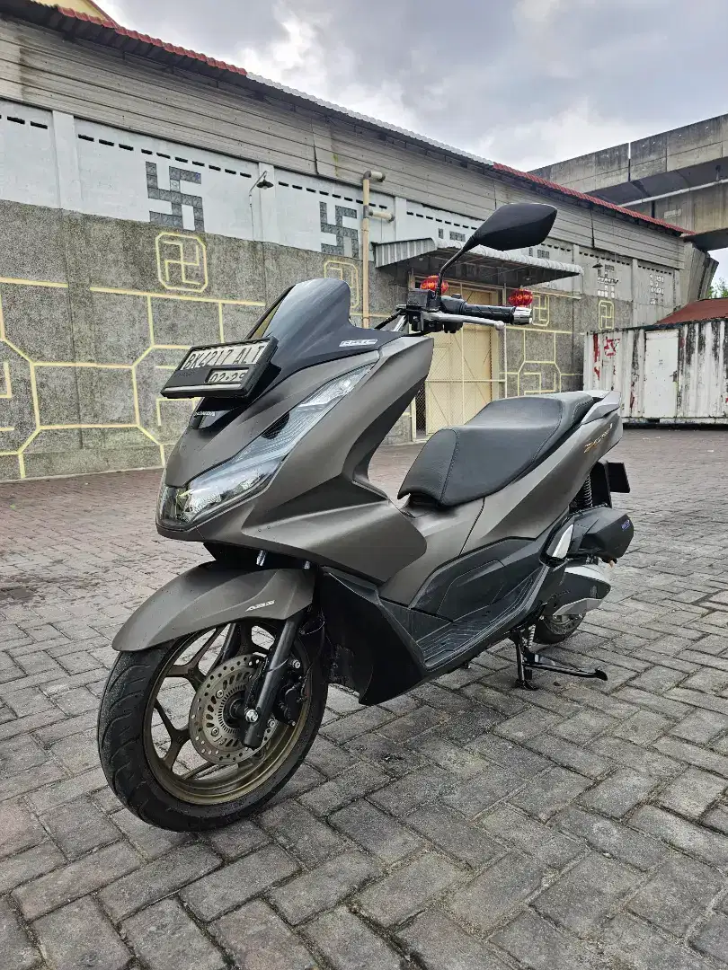 Honda PCX ABS 160 Coklat 2024