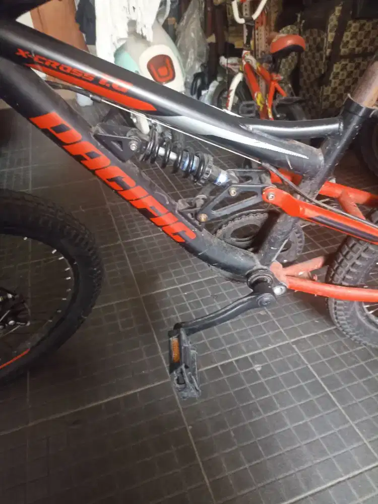 Sepeda anak 9thn merk pacifik