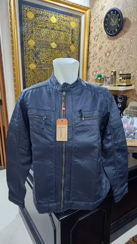 Jaket whatcout original
