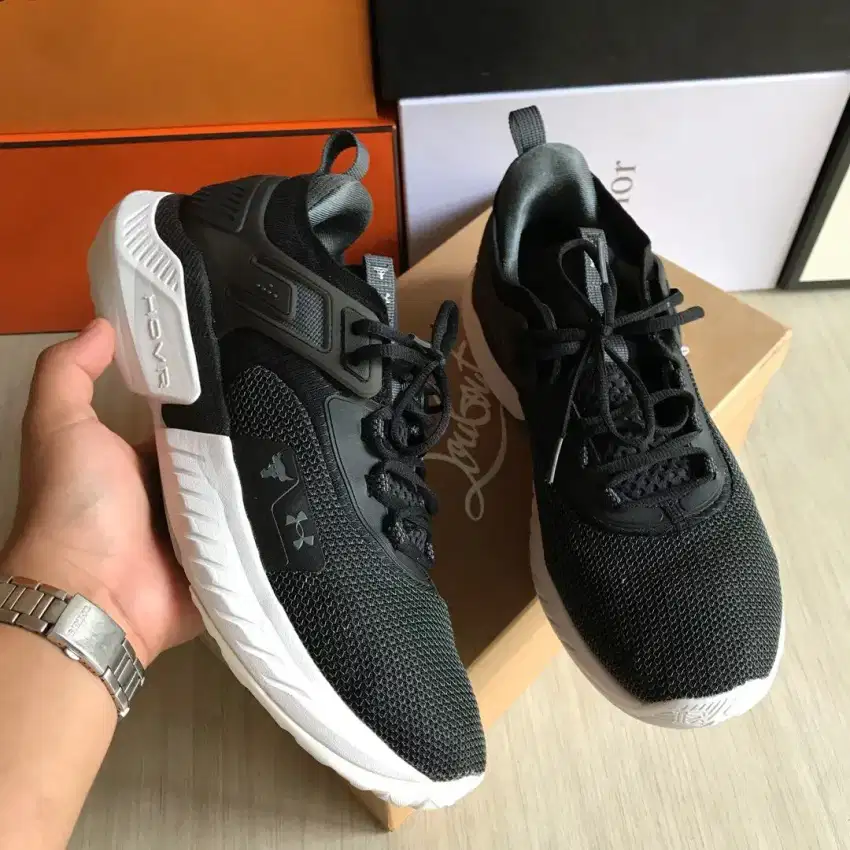 Under Armour project rock nova sport gym sepatu 44