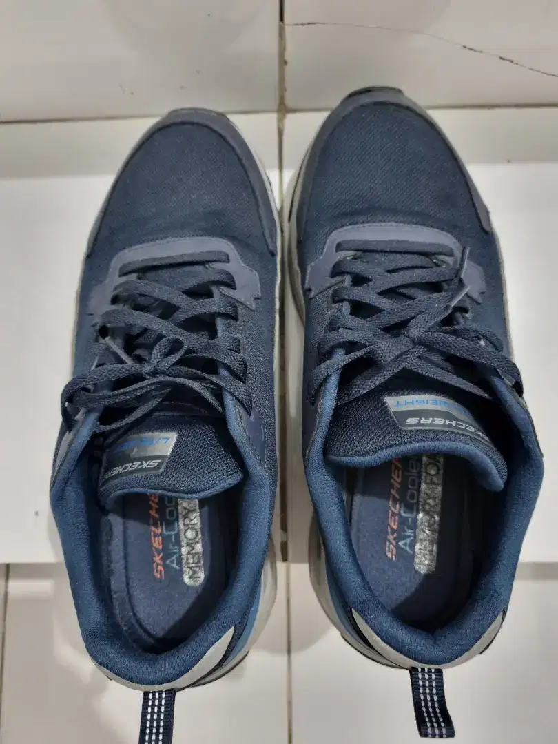 Skechers energy racer