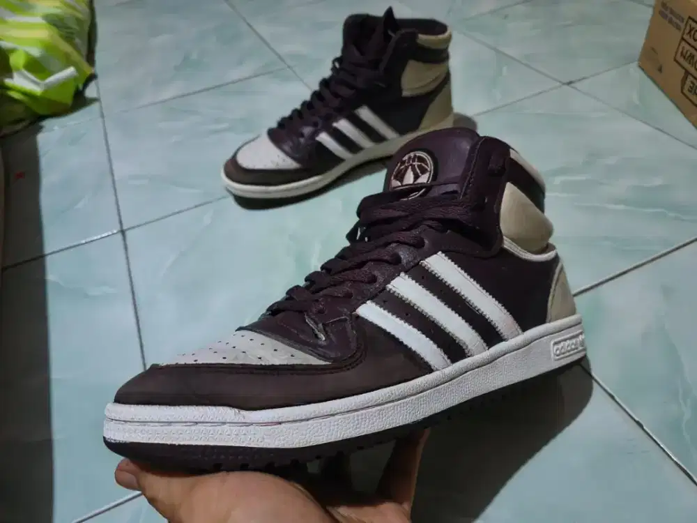 Adidas Casual Kulit size 44
