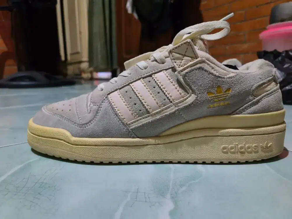 Adidas Forum size 43⅓