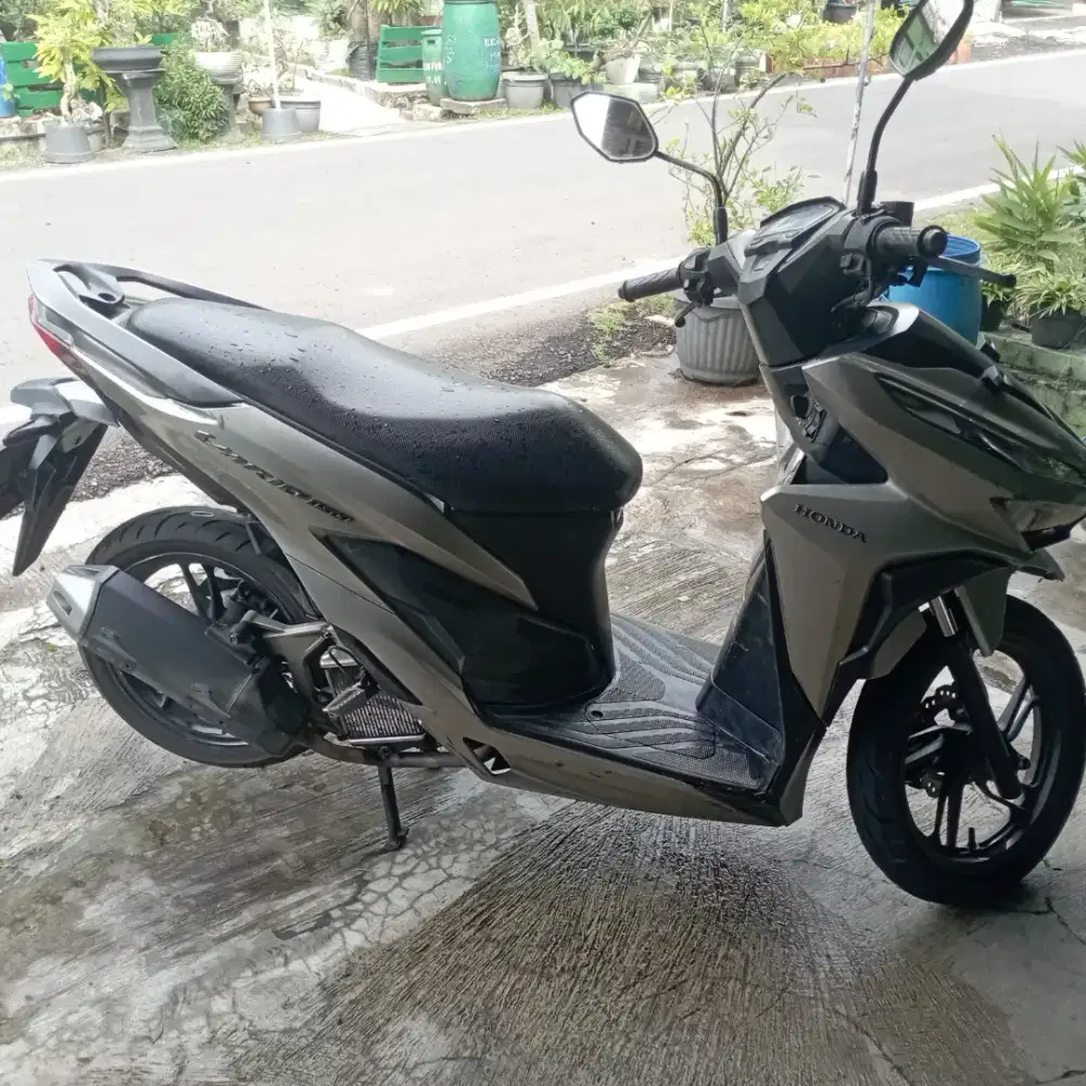 VARIO 150 TAHUN 2019 KEYLESS