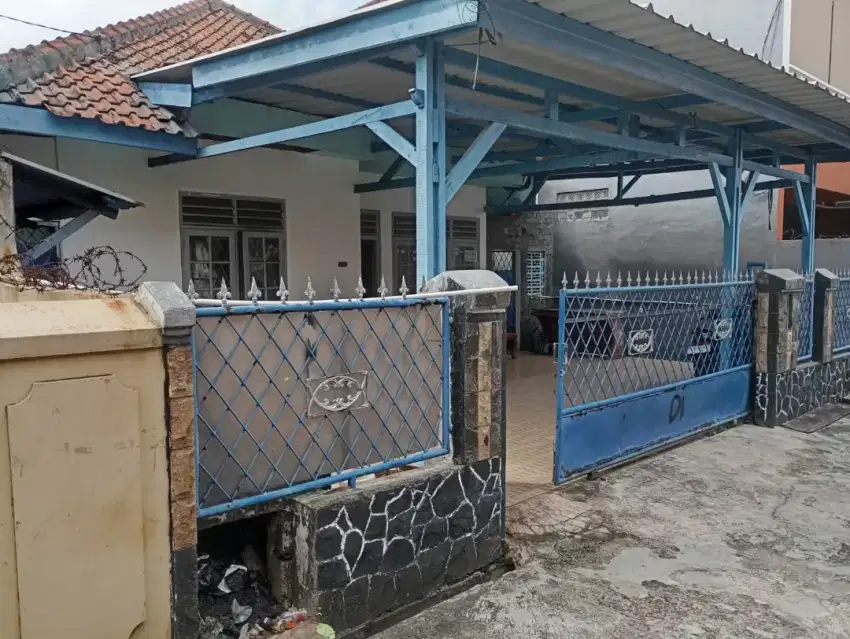 RUMAH POLTANGAN JAKSEL