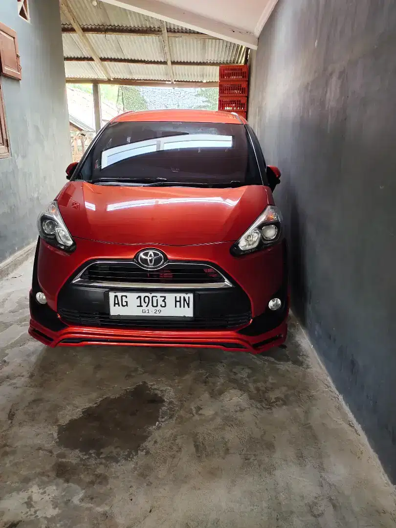 Toyota Sienta 2017 type G