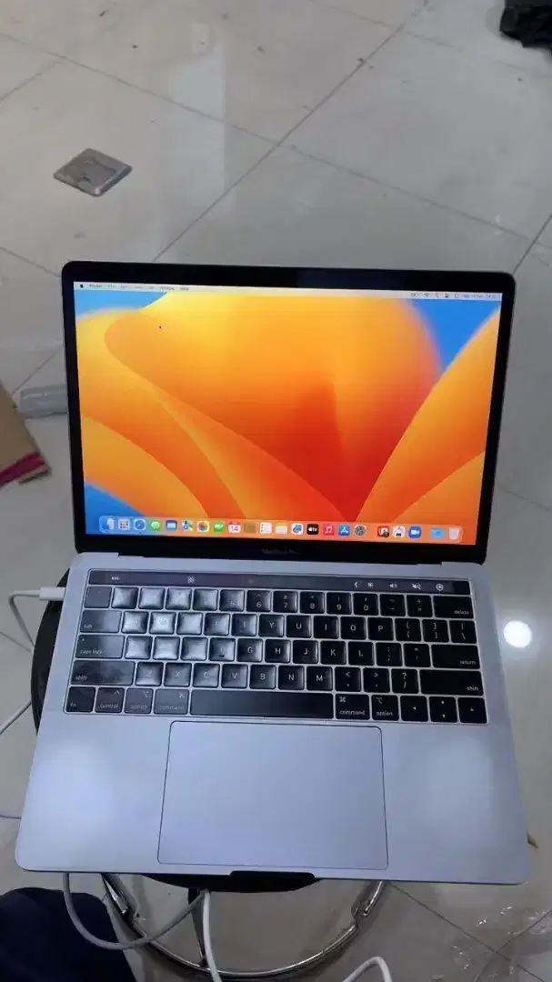 Macbook pro13 in touchbar2019 16gb/512gb grey