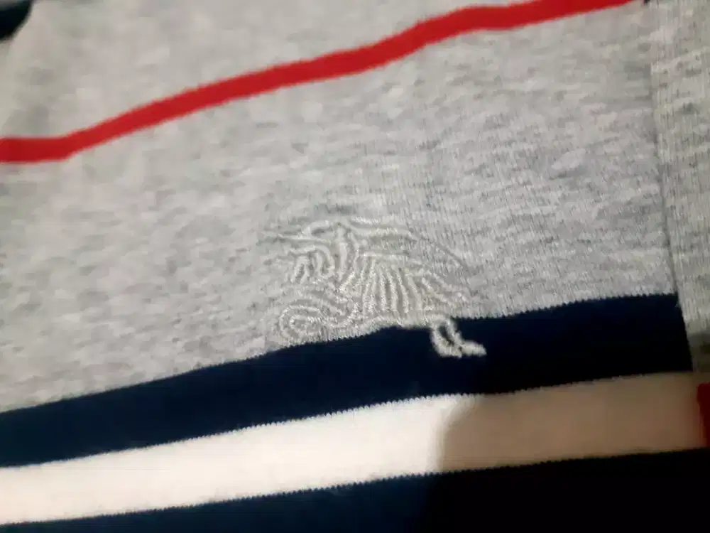 BURBERRY Polo Likenew gucci lv vuitton hermes bally harley rolex omega