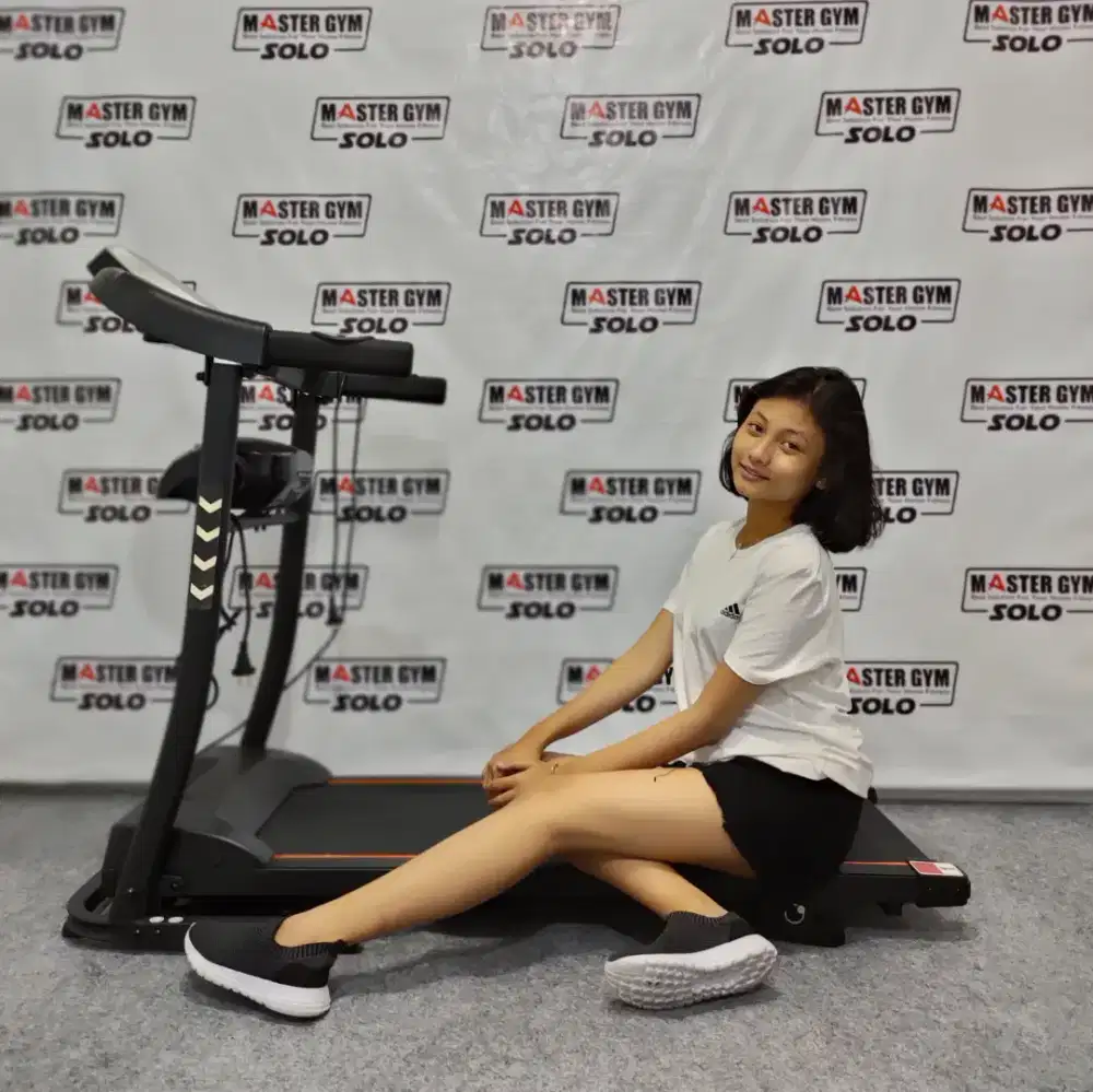 Alat Fitness Treadmill Elektrik Multifungsi