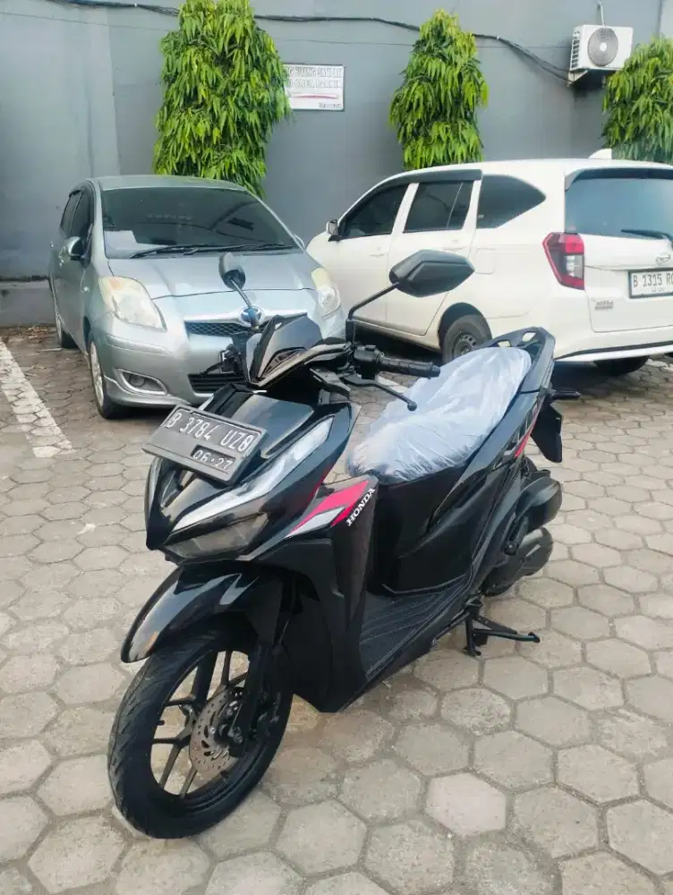 Bissmillah dijual motor Honda Vario LED new 2022