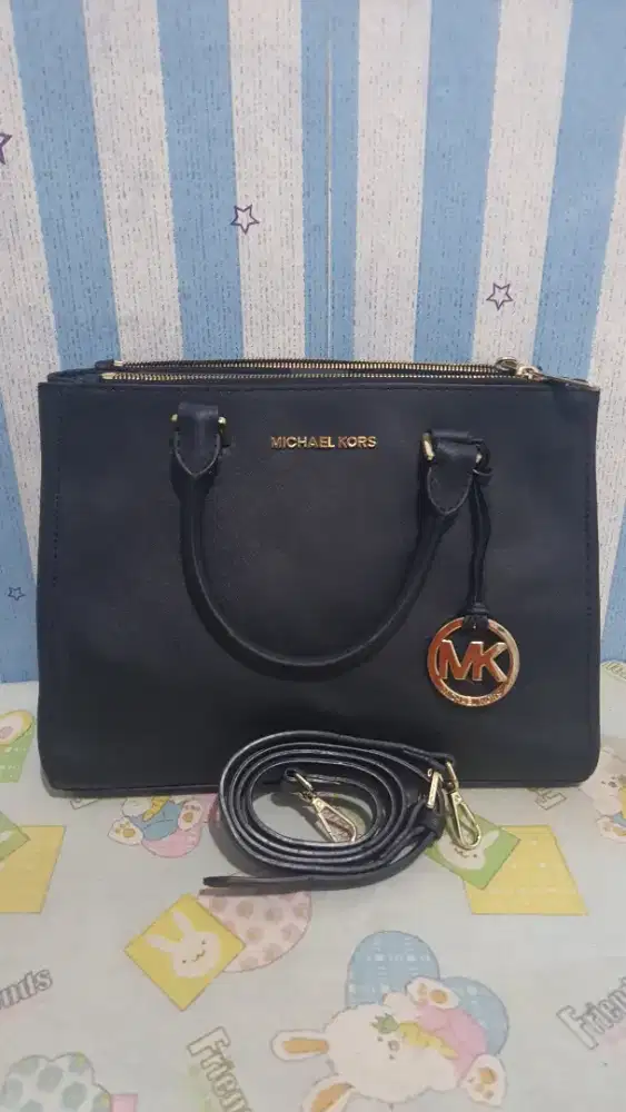 Tas MK preloved goodcond jarang pakai