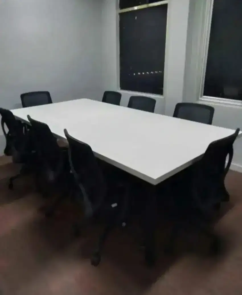 Meja kantor custom