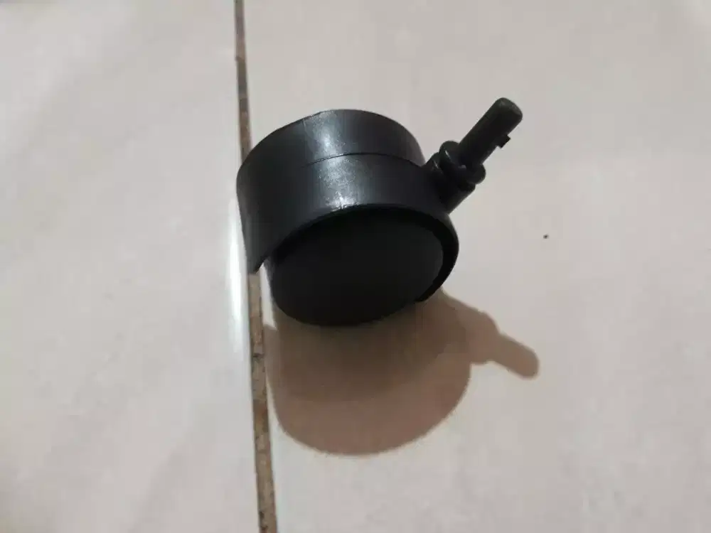 Roda troli/rak/lemari/kontener plastik. 1 set (4pcs). 50k net. cod,.