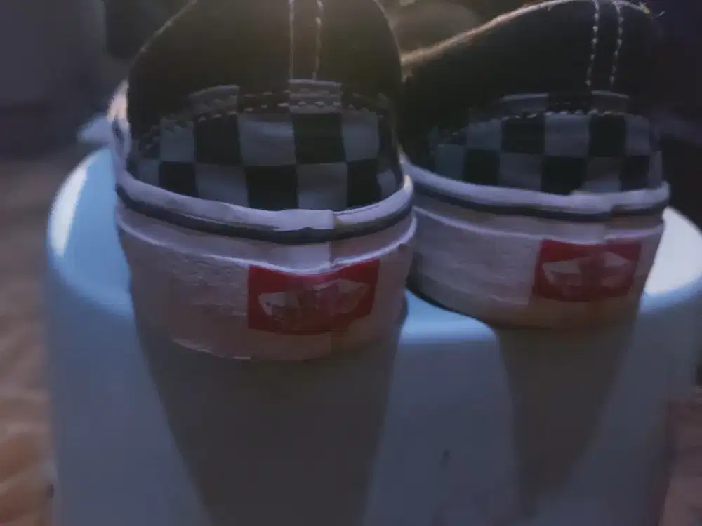 Sepatu merk vans