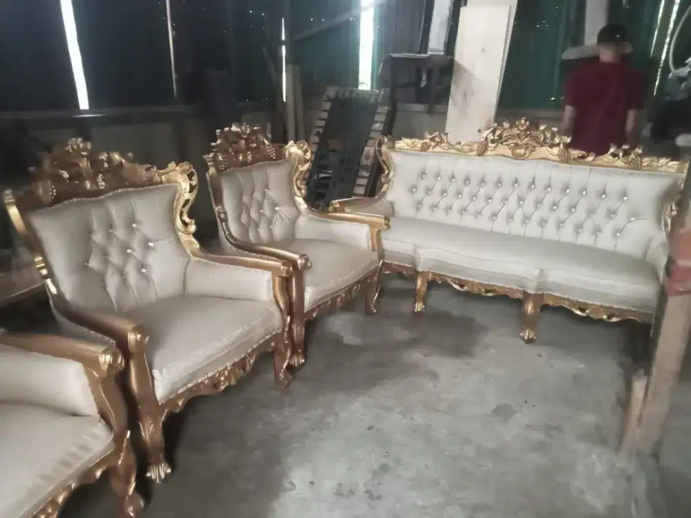 Service sofa dan costume sofa