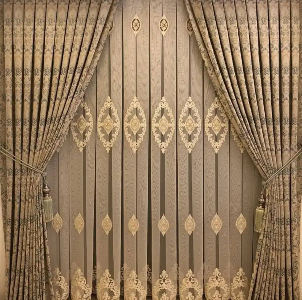 Pasang gordyn gorden murah vertikal roll blind jasa wallpaper dinding