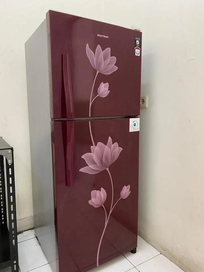DIJUAL Like new! Kulkas Polytron 2 Pintu
