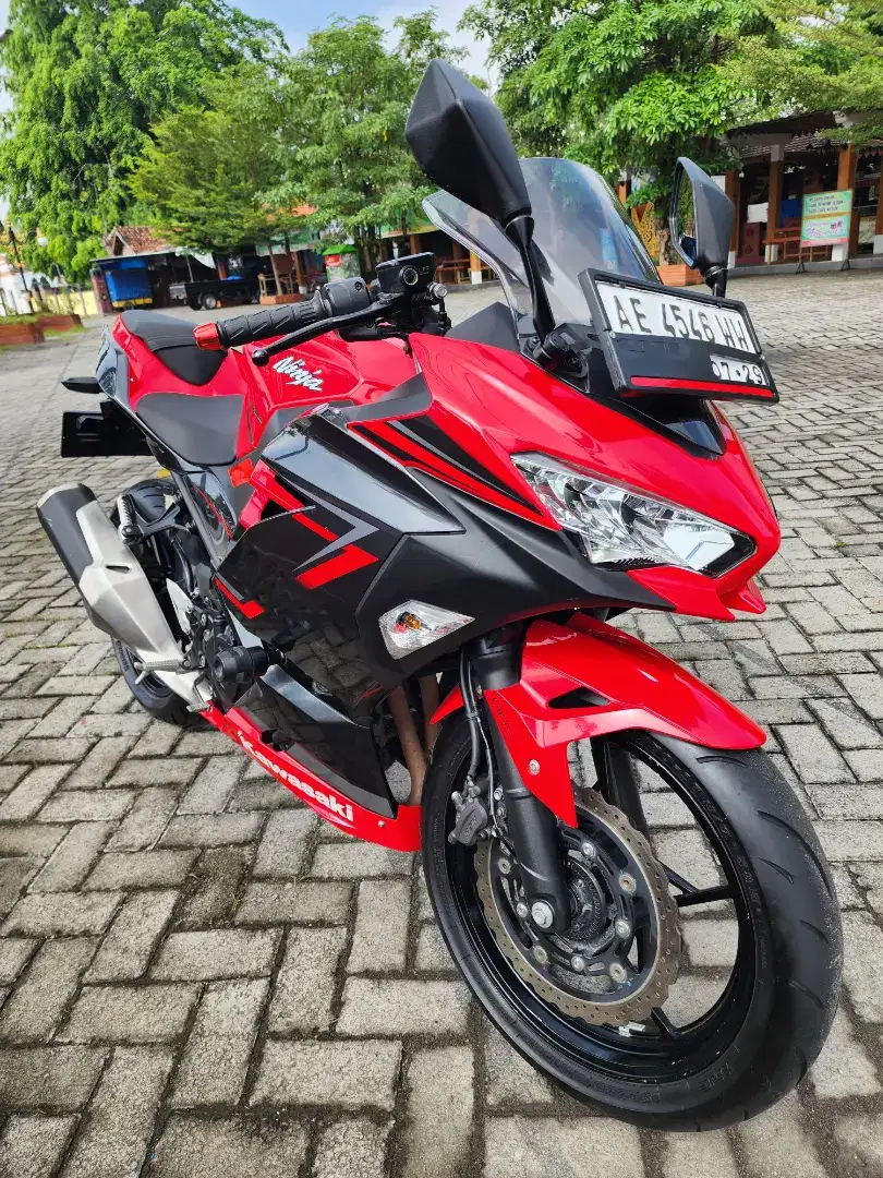 Kawasaki Ninja 250 FI ABS ‼️ , TH 2019 , Merah