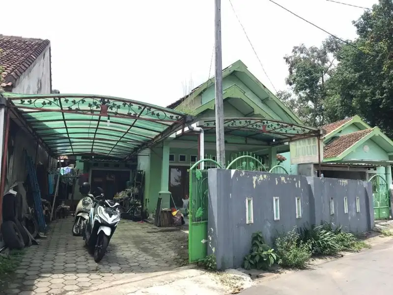 rumah tanah luas sanggrana purwomartani pinggir jalan aspal