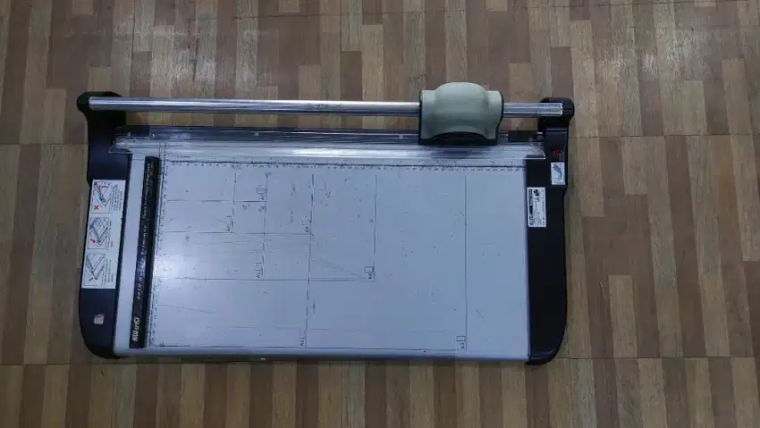 Rotary paper trimmer A3/Kw Trio 3919 Pemotong Kertas/POSTER/SPANDUK