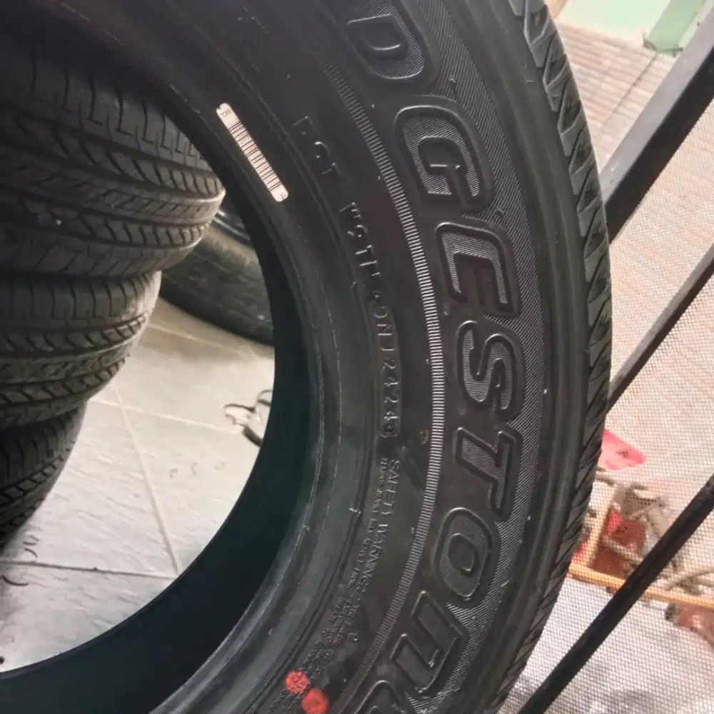 2pcs ban 195/80 ring 15 dueler h/l brigstone nik 2024