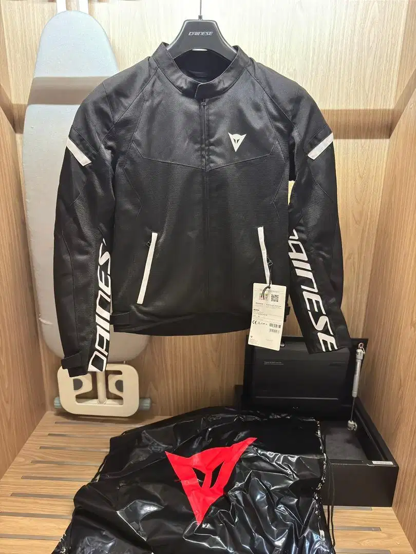 Dainese Bora airtex size 46 white/black ori