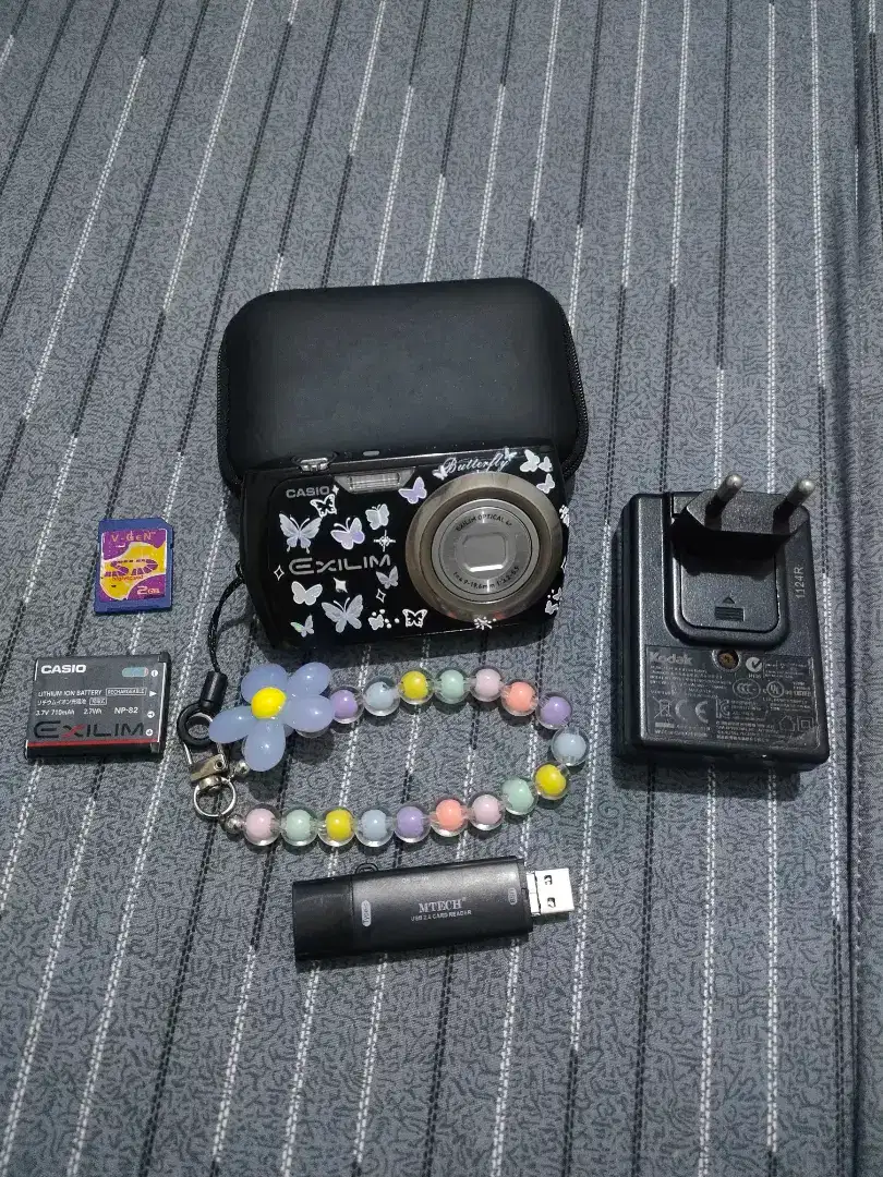 Digicam Casio Exilim EX-Z670