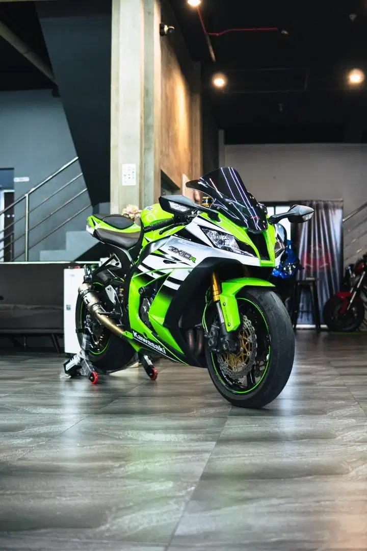 KAWASAKI ZX10R SE 30th ANNIVERSARY 2015