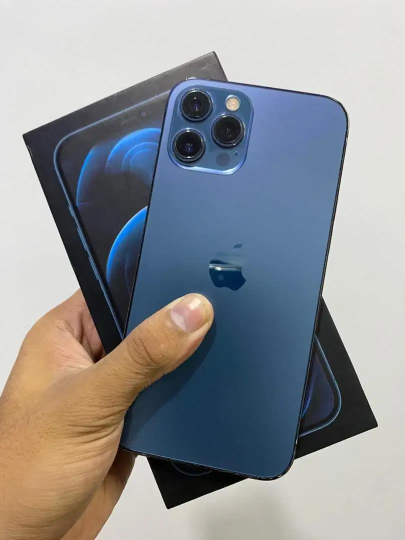 Iphone 12 pro max 256Gb iBox fullset normal semua ada kendala mantap