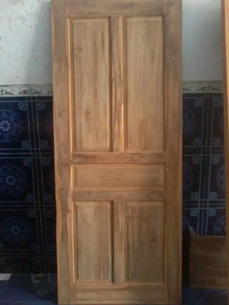 Pintu kayu jati blok