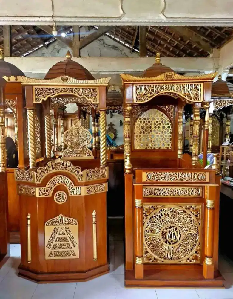 Mimbar masjid agung