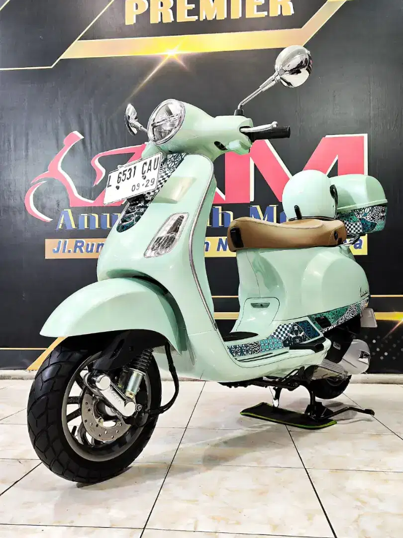 Piaggio Vespa LX 125 I GET TH 2024 Batik series Relax green jos