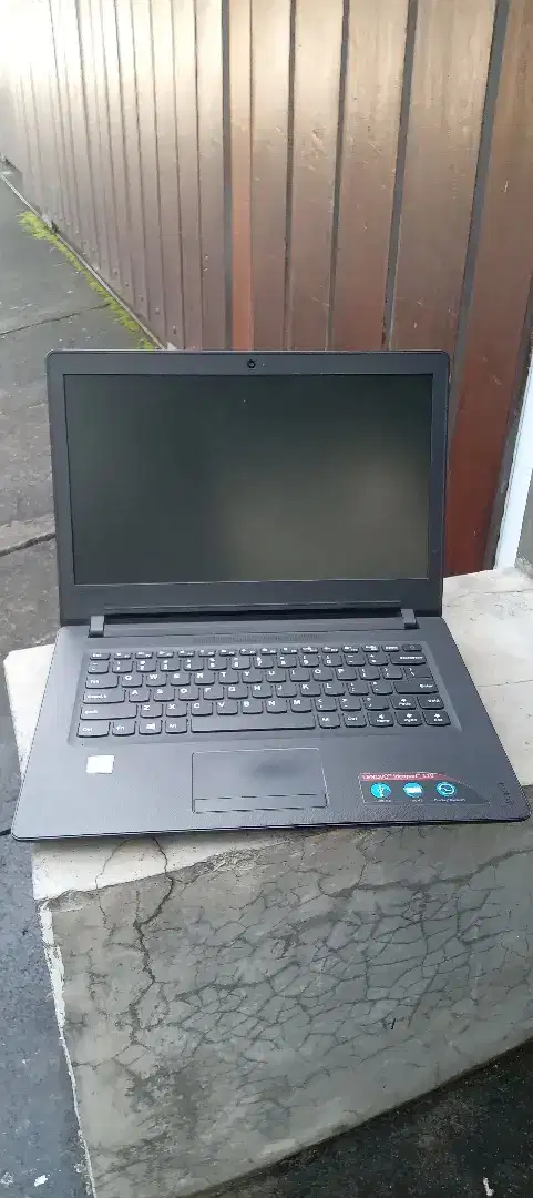 Laptop Lenovo Slim