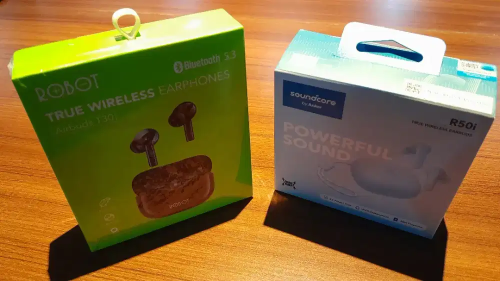 BNIB: EARPHONE WIRELESS