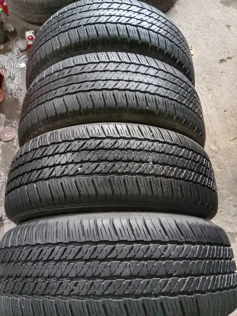 Bridgestone dueler HT 265 60 R18