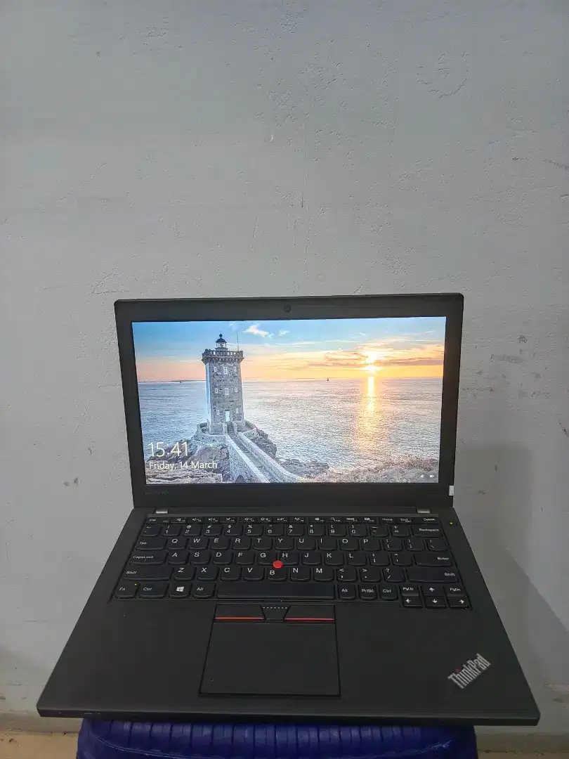 Lenovo X260 core i5 gen 6 Ram 8gb Ssd 256gb