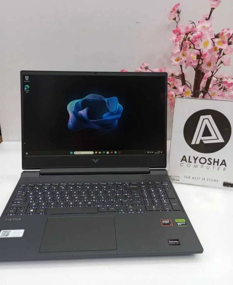 Laptop HP Victus 15 fb2777AX AMD Ryzen 5 8645HS 8GB 512GB SSD RTX3050