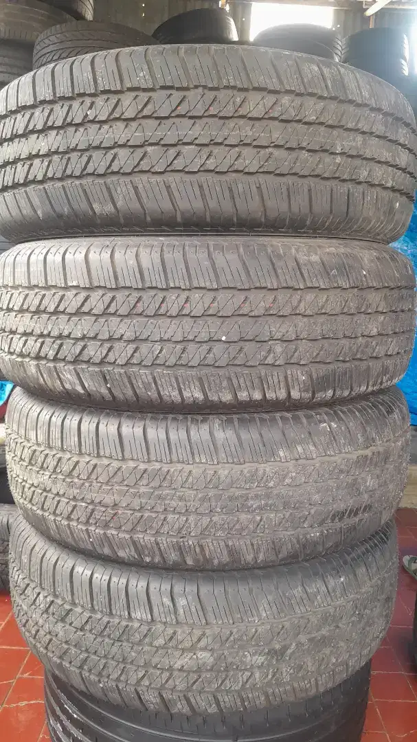 Ban Copotan Sorum Fortuner Bridgestoen duller H/T 265/60 R18 2024.4pcs