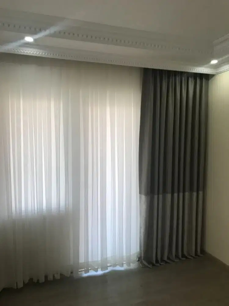 Pasang gordyn gorden murah vertikal roll blind jasa wallpaper dinding