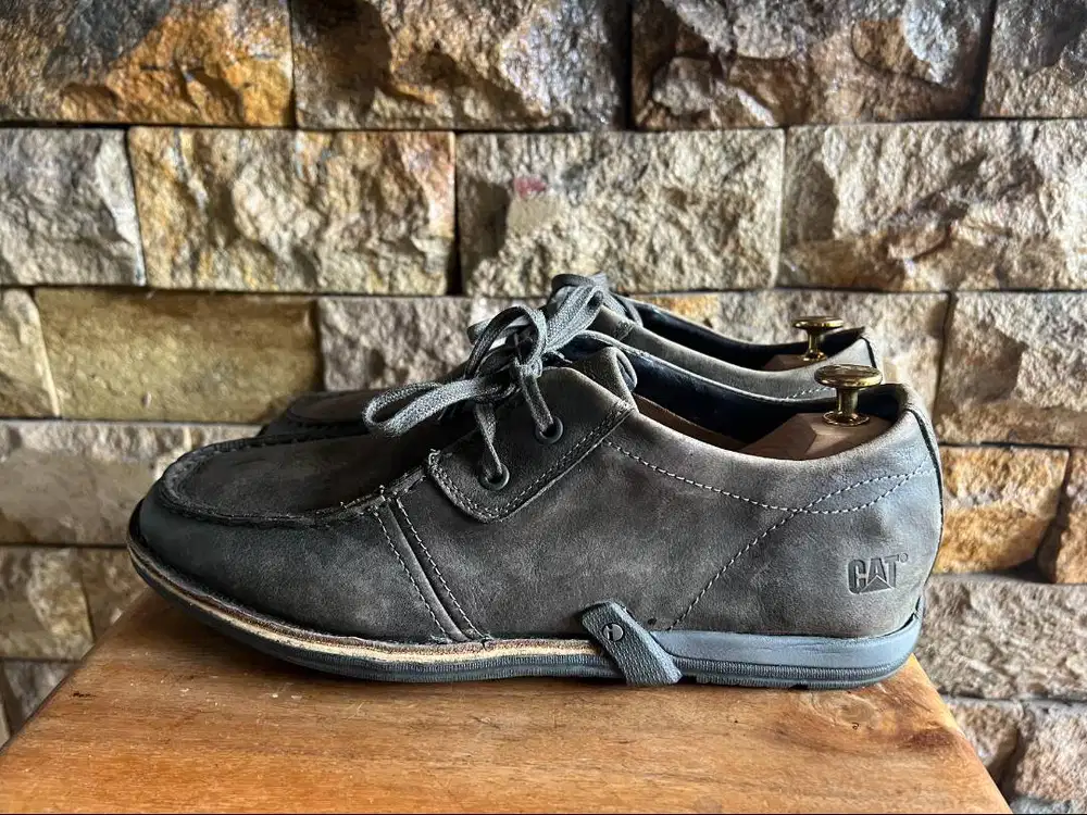 Sepatu Caterpilar cowok